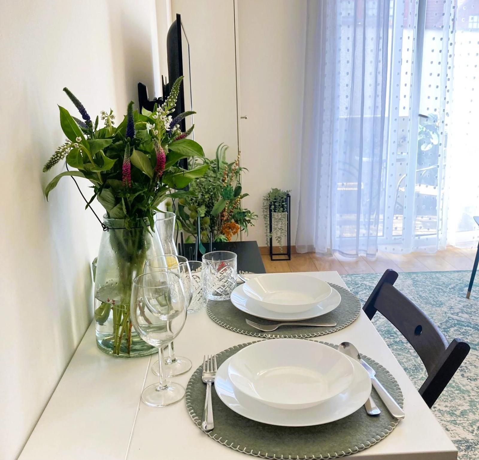 Na Grobli, Przy Kładce Zwierzynieckiej Apartament *